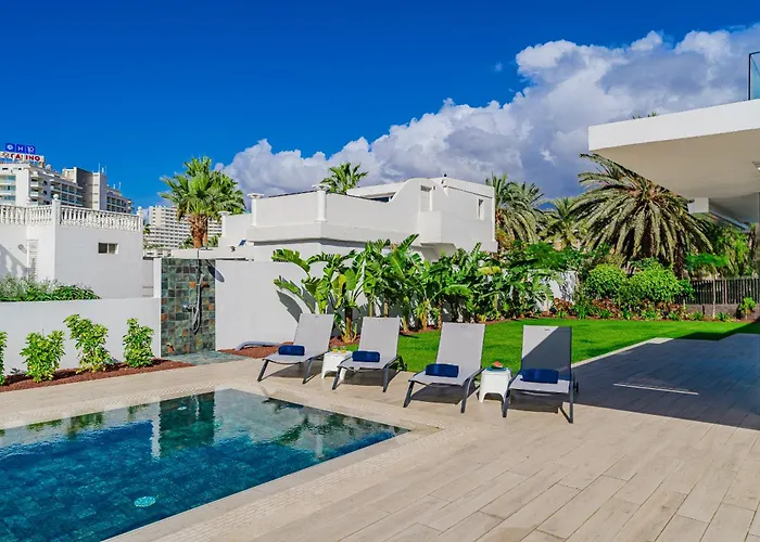 Don Carlos - Adults Only ! * Playa de las Americas (Tenerife)