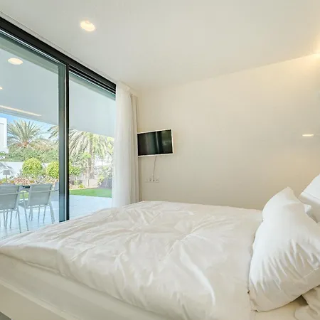 Don Carlos - Adults Only ! דירה