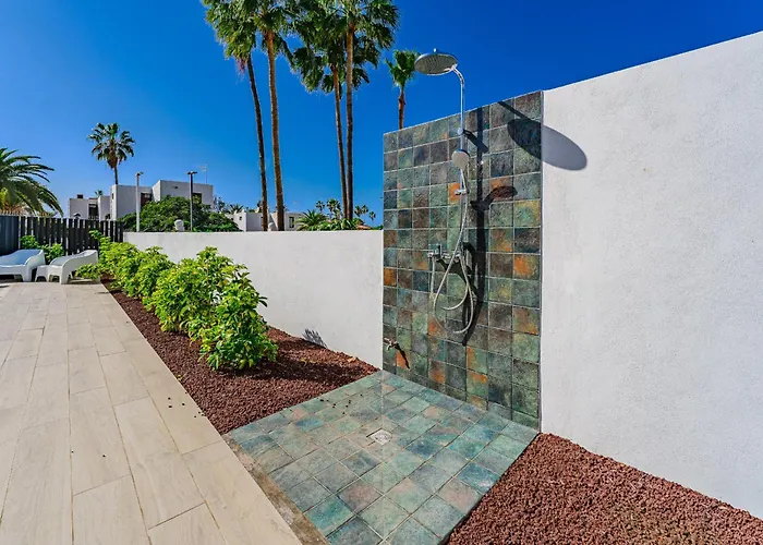 Don Carlos - Adults Only !